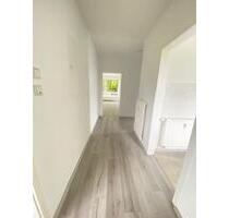*** In Renovierung *** 2 Zi, KDB + Balkon in Dortmund Lanstrop