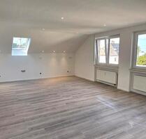 Helle 4 Zimmer Dachgeschoss Wohnung - Lauingen (Donau)