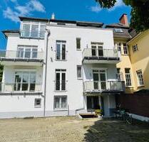 BONN POPPELSDORF: Gepflegte 1,5-Zimmer-Wohnung mit Terrasse
