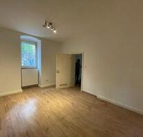 Frisch renovierte 1,5-Zimmer Wohnung in Grombühl – ab sofort frei - Würzburg Lengfeld