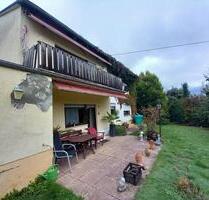 Freistehendes Haus mit Balkon und Garten sowie Terrasse - Seibersbach