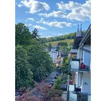 Wohnen im Nerotal - 4 Zimmer Wohnung mit Balkon und Gartennutzung - Wiesbaden Nordost