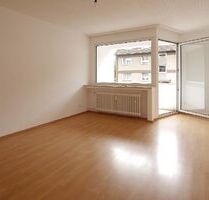 Für Paare oder Singles: Helle 2,5-Raum-Wohnung mit Loggia - Essen Stadtbezirk IV