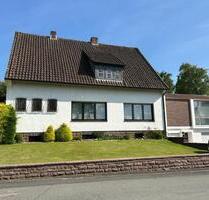 Provisionsfreies Einfamilienhaus, Doppelgarage, großer Garten - Nieheim