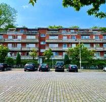 ASMUSSEN IMMOBILIEN - Sonnige zentrale Stadtwohnung mit Balkon - Flensburg