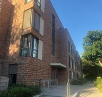 Helle Familienwohnung im Erdgeschoss mit Terrasse und Garten - Norderstedt