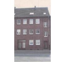 Dreifamilienhaus in Moers-Scherpenberg, komplett vermietet - Duisburg Hochheide