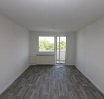 Auf die Plätze…fertig…mieten!!! 3-RW mit Wanne u. Balkon!!! - Freiberg