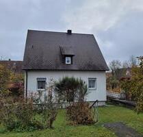 Einfamilienhaus - 275.000,00 EUR Kaufpreis, ca.  108,00 m² in Bad Windsheim (PLZ: 91438)