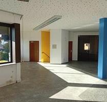 Moderne Gewerberäume mit Kfz Stellplätzen in Coburg zu vermieten