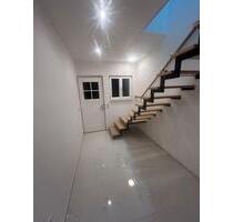 Wohnung zu vermieten 750€. Wasser und Strom separat. - Reutlingen Altenburg