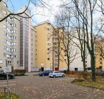 Gut geschnittene 2-ZKB mit EBK, Loggia und TG nahe City Galerie - Augsburg Innenstadt