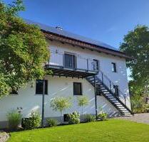 attraktive 5-Zimmer- Wohnung mit Balkon und Einbauküche - Hohenpolding