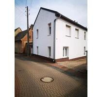 2 Raum Wohnung in Wiederstedt - 460,00 EUR Kaltmiete, in Arnstein (PLZ: 06456)