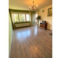 3-Zimmerwohnung mit Stellplatz, Gartenanteil & Kamin, ohne Makler - Langen (Hessen)