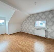 Mietwohnung (2,5 Zimmer) mit Stellplatz, Garten und Keller ❗️ - Köln Mülheim