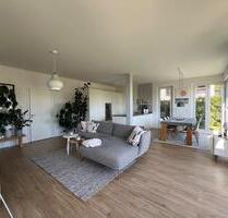 Sehr schöne moderne Erdgeschosswohnung mit Garten & Skylineblick - Hofheim am Taunus