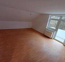 Schöne 3-Zimmerwohnung mit Balkon und Garage - Coburg