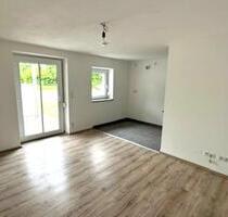 Charmante 2-Zimmer-Wohnung mit kleiner Terrasse - Neuburg an der Donau