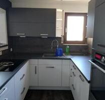 Exklusive, gepflegte 4-Zimmer-Maisonette-Wohnung mit Einbauküche - Erligheim