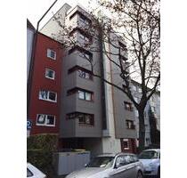 Einzimmer-Appartment mit 2 Dachterrassen in der Kölner Südstadt