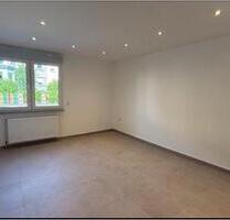 Erstbezug nach Renovierung - moderne 3-Zimmer-Wohnung + Balkon - Völklingen