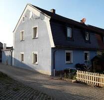 Doppelhaushälfte in Hahnbach - 149.000,00 EUR Kaufpreis, ca.  110,00 m² in Hahnbach (PLZ: 92256)