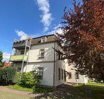 4-Raum-Altbauwohnung ! Stellplatz, Balkon und EBK - Pirna