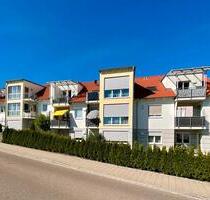 Moderne und helle Dachgeschosswohnung in Monheim