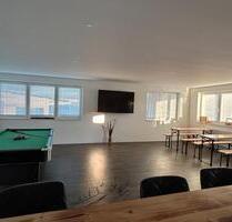 Vermiete Party Raum im Gewerbegebiet - Kaltenkirchen