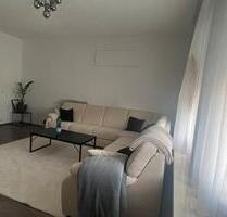 Wohnung Solingen - 560,00 EUR Kaltmiete, ca.  80,00 m² in Solingen (PLZ: 42653) Central