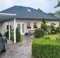Walmdach-Bungalow, Wintergarten Kamin - Wildeshausen