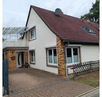 Liebevoll gepflegtes EinfamilienhausDoppelhaushälfte - Winsen (Aller)