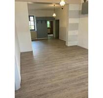 Großzügige Gewerbefläche in Homburg-Bruchhof zu vermieten