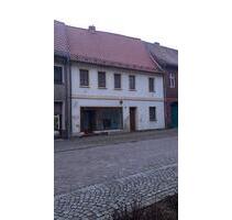 Wohnhaus Geschäftshaus - 39.000,00 EUR Kaufpreis, in Annaburg (PLZ: 06925)