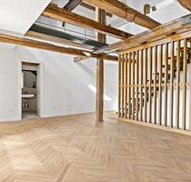 Wohnen mit Galerie-Flair – Einzigartige Maisonette-Wohnung über drei Etagen! - Halle (Saale) Frohe Zukunft