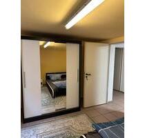 Zimmer zu vermieten ! In 89257 IllertissenTiefenbach !