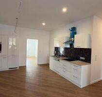 Frisch sanierte 4-Zimmer-Wohnung mit moderner Einbauküche - Eppstein