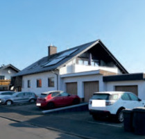 Schöne helle Dachgeschosswohnung mit Balkon und Garage - Großenlüder