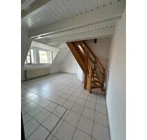 Zentrale 2-Zimmer-Maisonette-Wohnung direkt am Marktplatz - Weissach im Tal