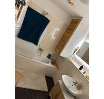 3 Raum Wohnung 90qm mit Balkon - 550,00 EUR Kaltmiete, in Löbau (PLZ: 02708)