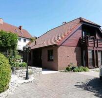 freistehendes Einfamilienhaus, 150 qm Wf. mit traumhaftem Garten - Göttingen Roringen