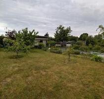 Schöner Garten in Südstadt bei Biestow - Papendorf