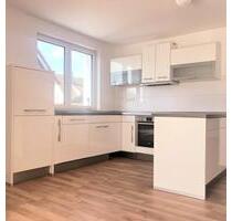 Helle 4,5-Zimmer-Wohnung mit EBK, Terrasse und Garten - Crailsheim