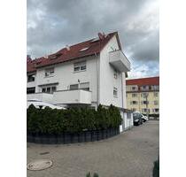 Reiheneckhaus in Zentraler Lage von Hedelfingen - Stuttgart