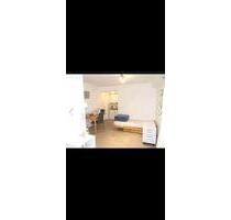 Möbliertes 1-Zimmer-Apartment mit Küche in Zentrumsnähe - Mannheim Herzogenried