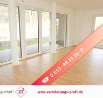 Hochwertige & energieeffiziente Wohnung direkt an der Mosel – 2ZKB mit EBK, großer Terrasse mit Moselblick & TG-Stellplatz! - Trier Nord