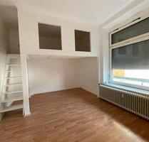 Mit eigenem Eingang! Bezugsfreies Apartment im Hinterhof zu vermieten - Düsseldorf Oberbilk