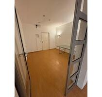 Großzügige 3‑Zimmer‑Wohnung (ca. 130 m²) Hannover-Mitte Top-Lage
