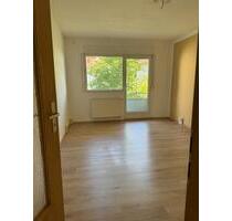 renovierte 3 - Raum Wohnung mit Balkon - Lützen